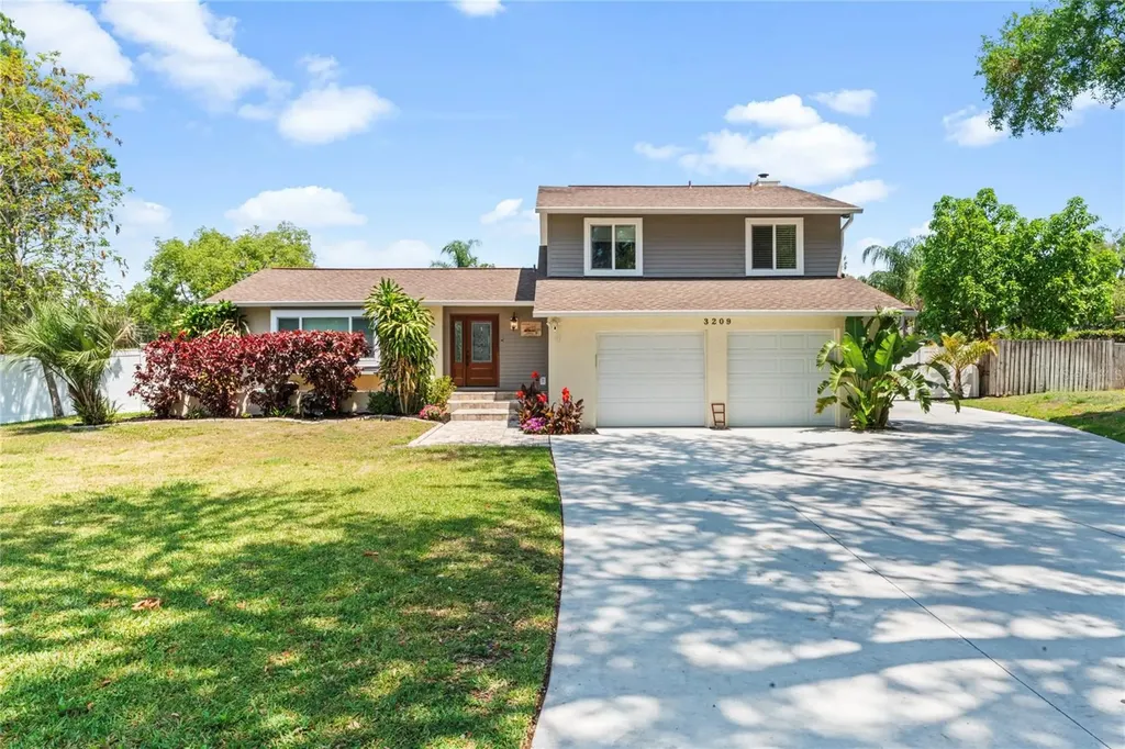 3209 Rowan Lane Tampa FL 33618