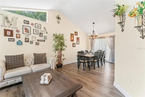 3209 Rowan Lane Tampa FL 33618
