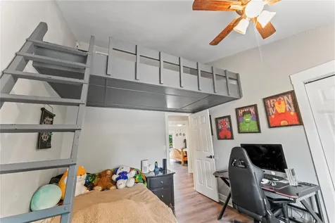3209 Rowan Lane Tampa FL 33618