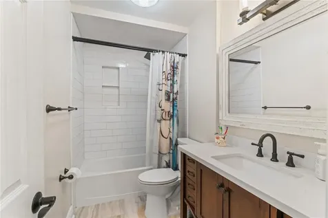 3209 Rowan Lane Tampa FL 33618