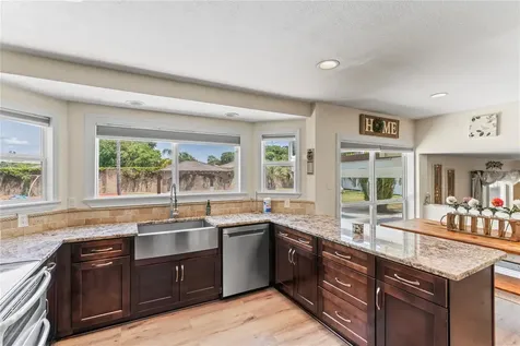 3209 Rowan Lane Tampa FL 33618