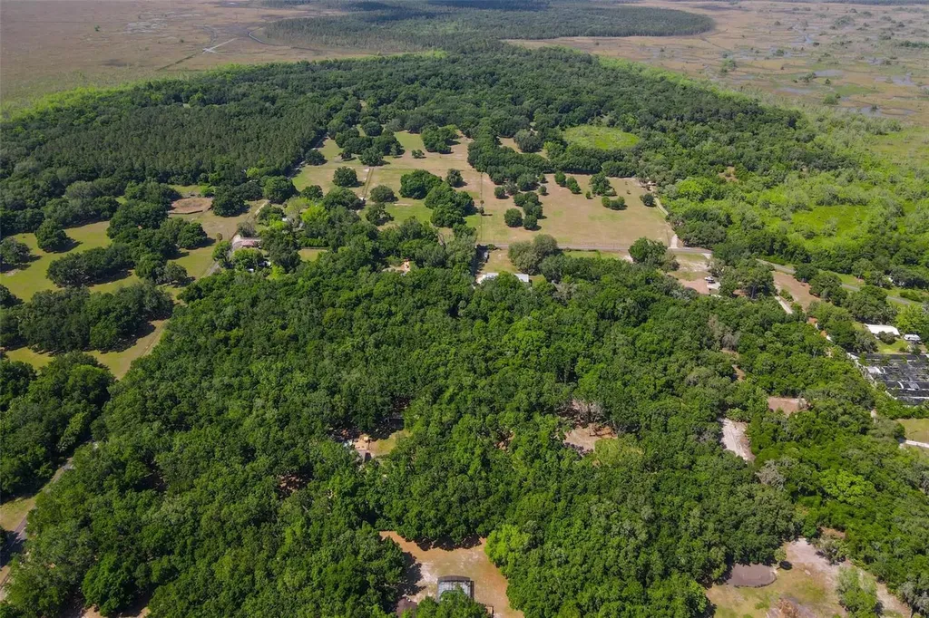 Emeralda Island Road Leesburg FL 34788