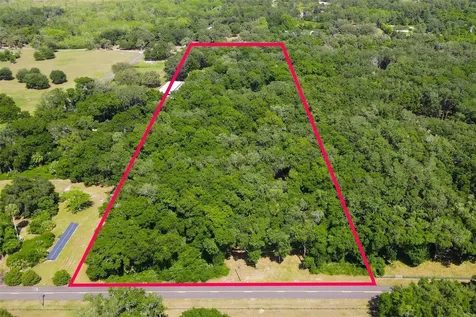 Emeralda Island Road Leesburg FL 34788