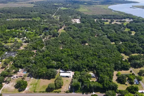 Emeralda Island Road Leesburg FL 34788