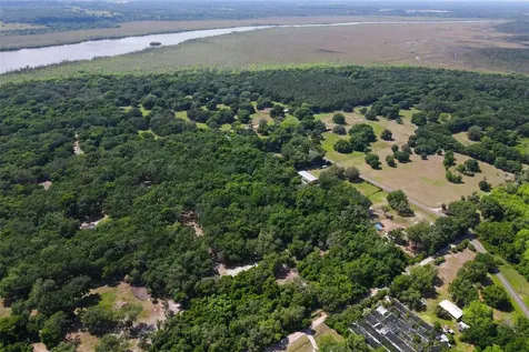 Emeralda Island Road Leesburg FL 34788