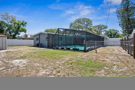 2421 67th Avenue S St Petersburg FL 33712
