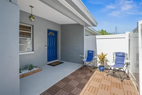 2421 67th Avenue S St Petersburg FL 33712