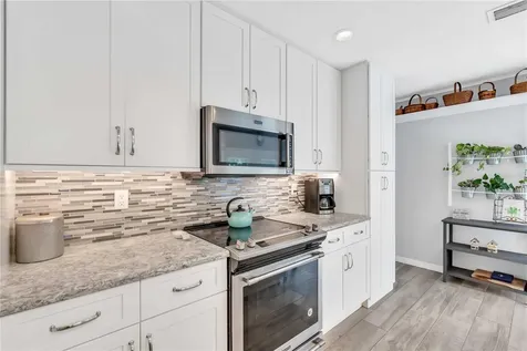 3125 Woodmont Drive Sarasota FL 34232