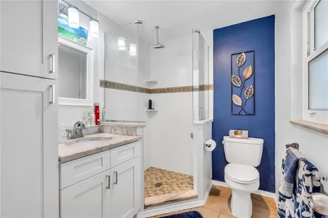 3125 Woodmont Drive Sarasota FL 34232