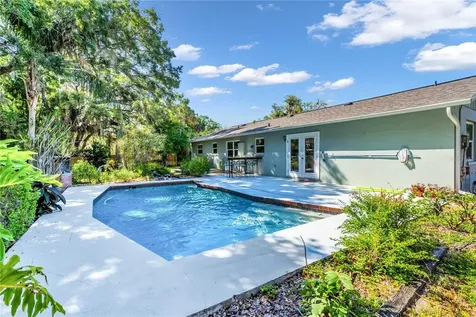 3125 Woodmont Drive Sarasota FL 34232
