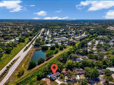 3125 Woodmont Drive Sarasota FL 34232