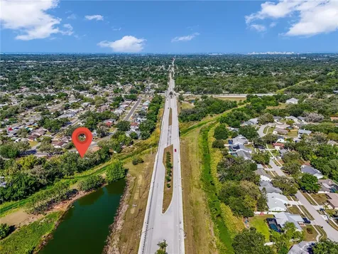 3125 Woodmont Drive Sarasota FL 34232