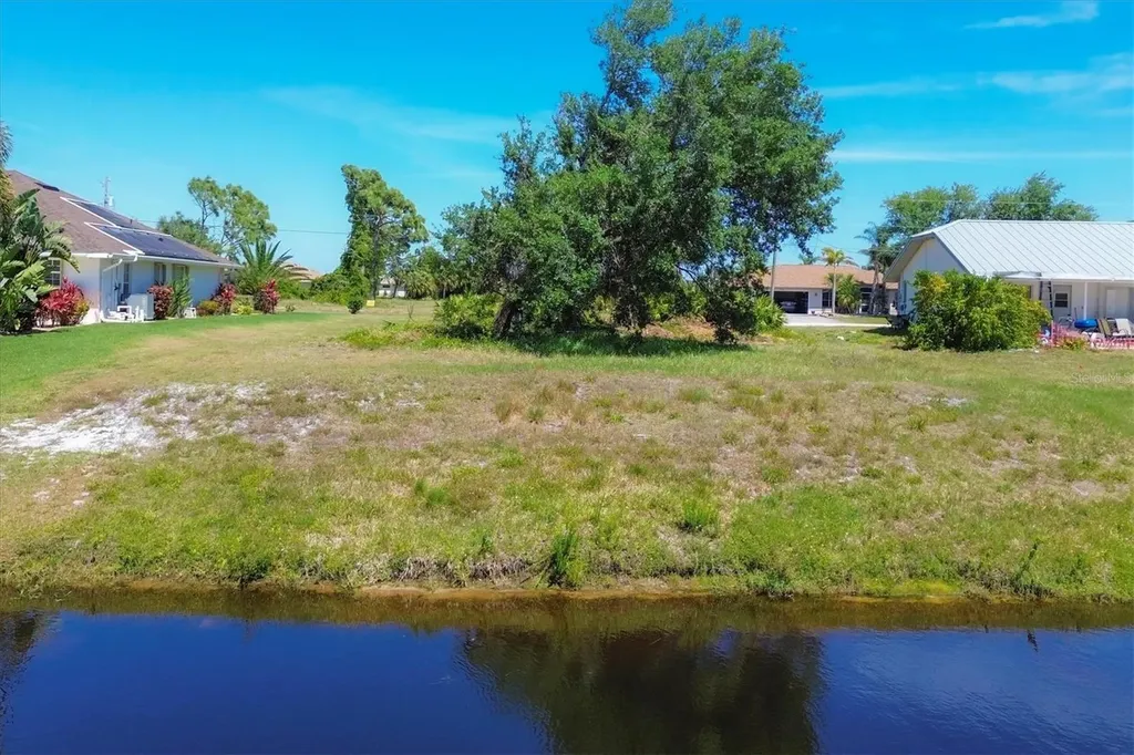 174 Mariner Lane Rotonda West FL 33947