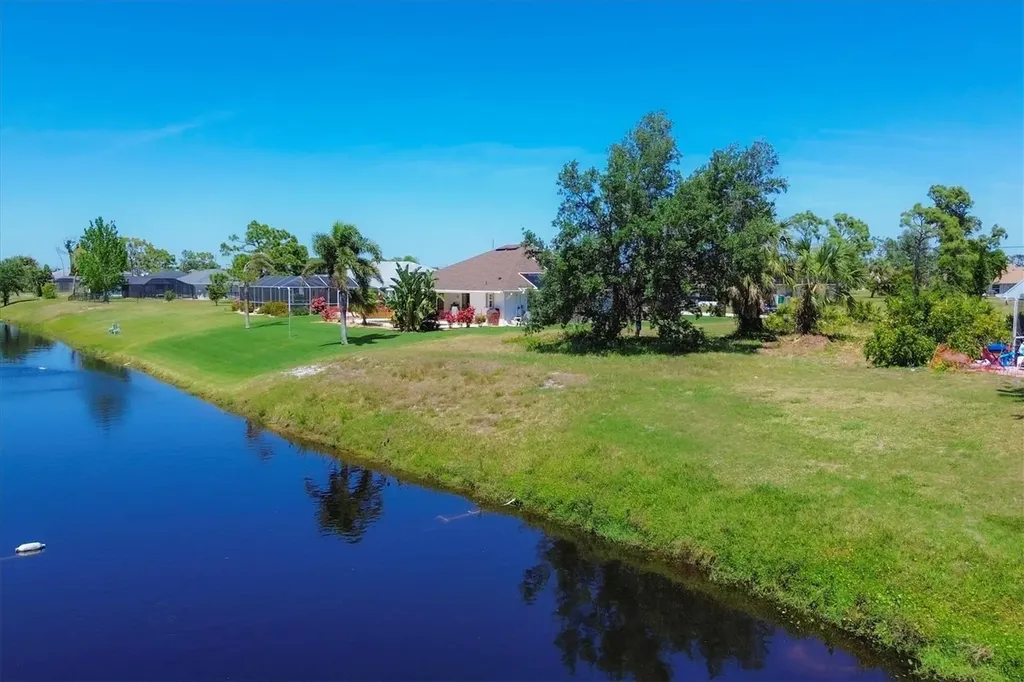 174 Mariner Lane Rotonda West FL 33947