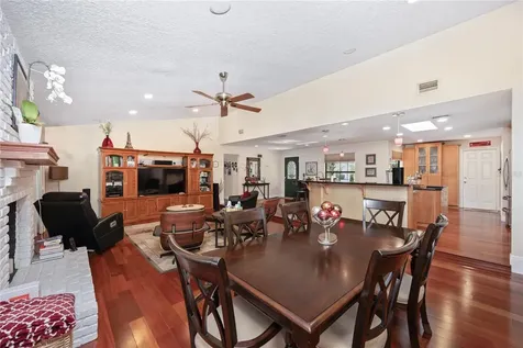 453 Twisting Pine Circle Longwood FL 32779
