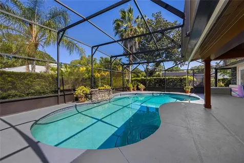 453 Twisting Pine Circle Longwood FL 32779