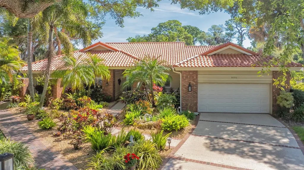8114 Misty Oaks Boulevard Sarasota FL 34243