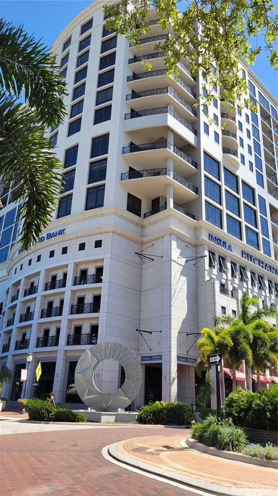 50 Central Avenue Sarasota FL 34236
