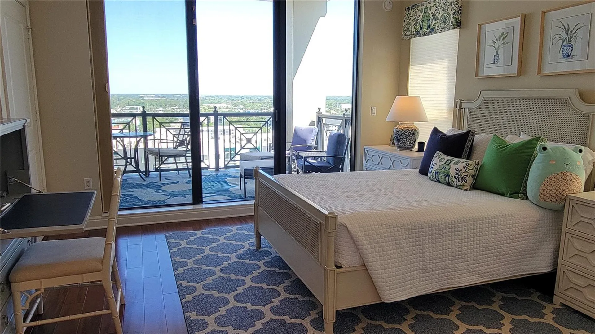 50 Central Avenue Sarasota FL 34236