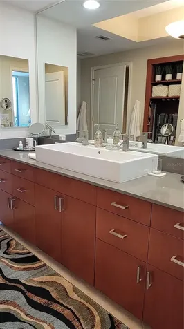 50 Central Avenue Sarasota FL 34236