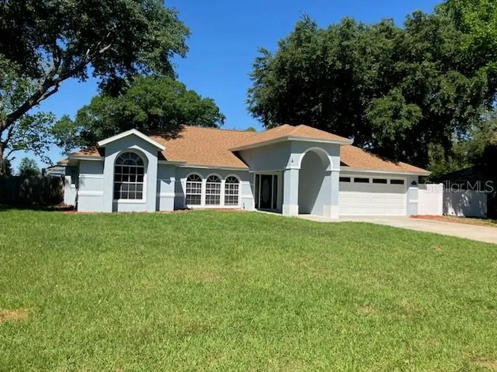 33541 Tarlton Drive Leesburg FL 34788
