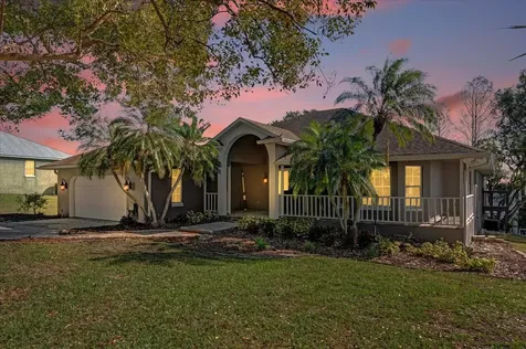 128 W Juliana Way Auburndale FL 33823