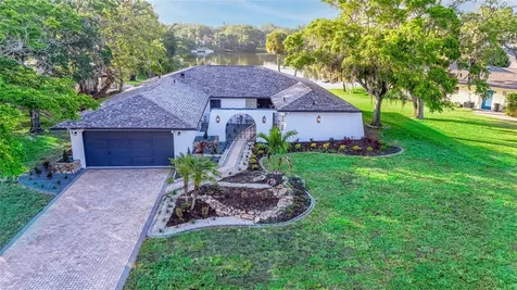7439 Lake Forest Circle Port Richey FL 34668