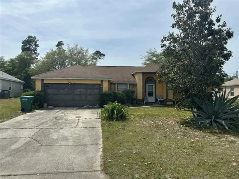 2864 Trenton Lane Deltona FL 32738