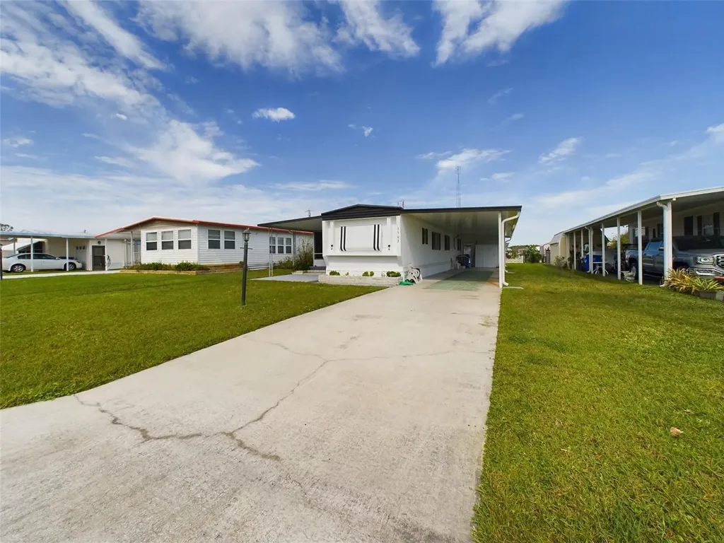 3502 Delaware Avenue Sebring FL 33870