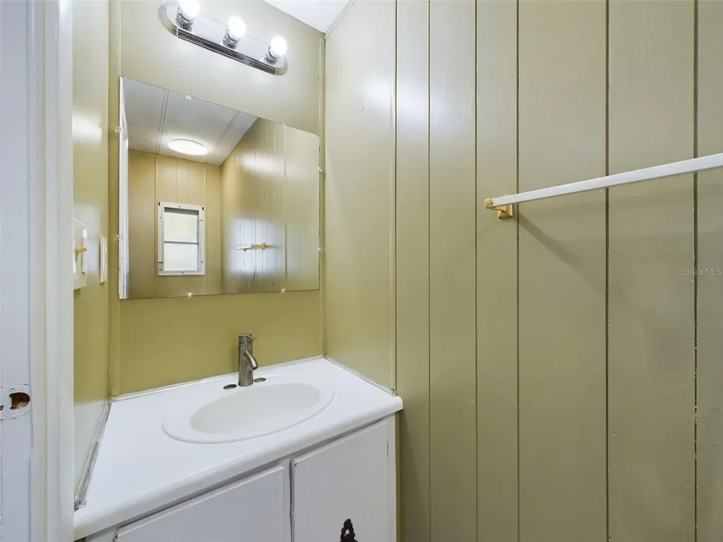 3502 Delaware Avenue Sebring FL 33870