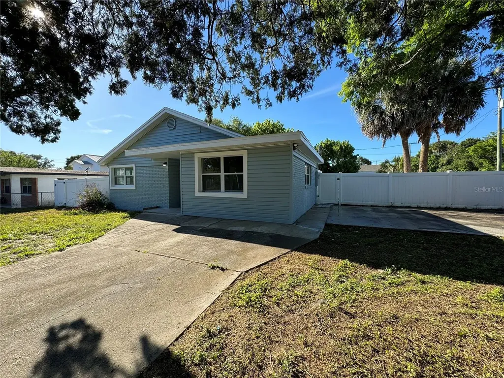 1380 Flomich Street Daytona Beach FL 32117