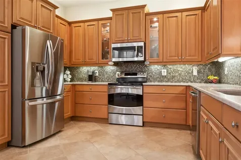 5104 Indian Shores Place Wimauma FL 33598