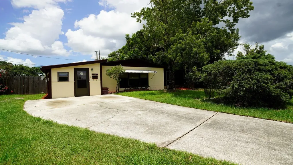 7701 Grevillea Drive Orlando FL 32822