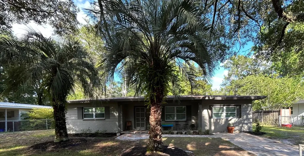 2837 NE 16th Terrace Gainesville FL 32609