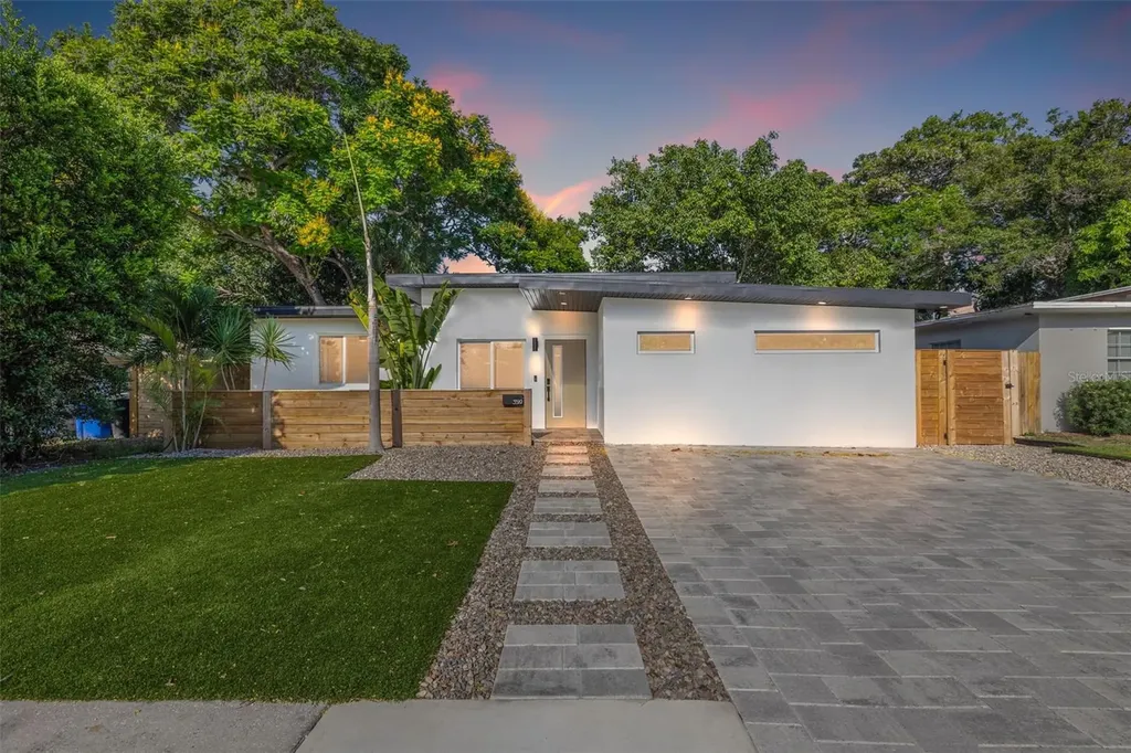 3519 Tarlton Street N St Petersburg FL 33713