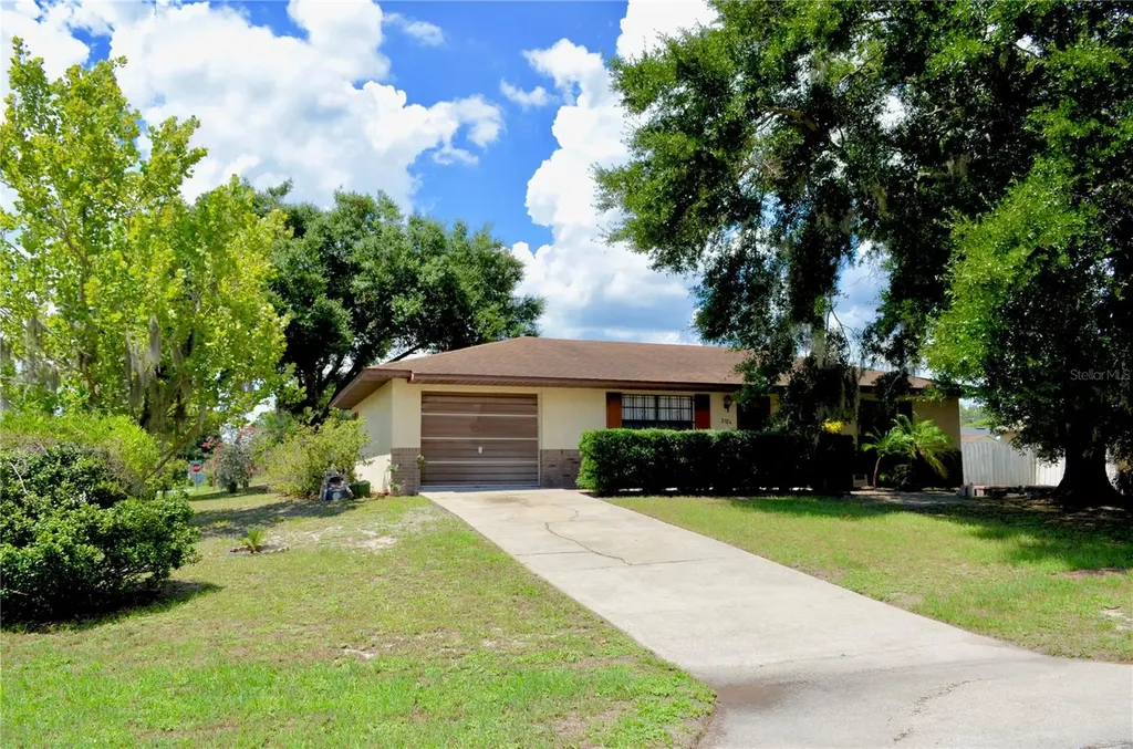 2924 Ruskin Street Deltona FL 32738