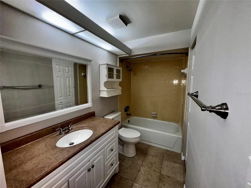 180 Waterfall Way Altamonte Springs FL 32714