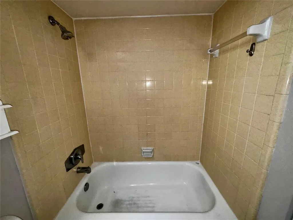 180 Waterfall Way Altamonte Springs FL 32714
