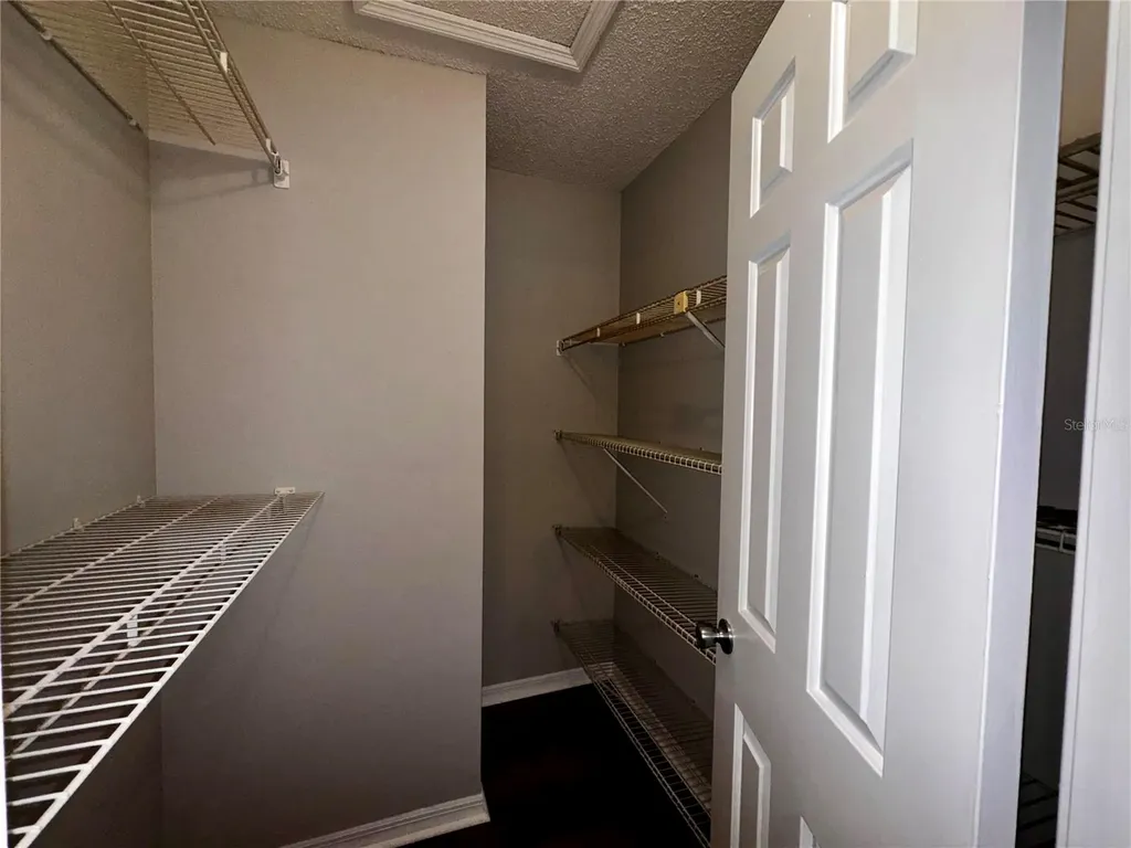 180 Waterfall Way Altamonte Springs FL 32714