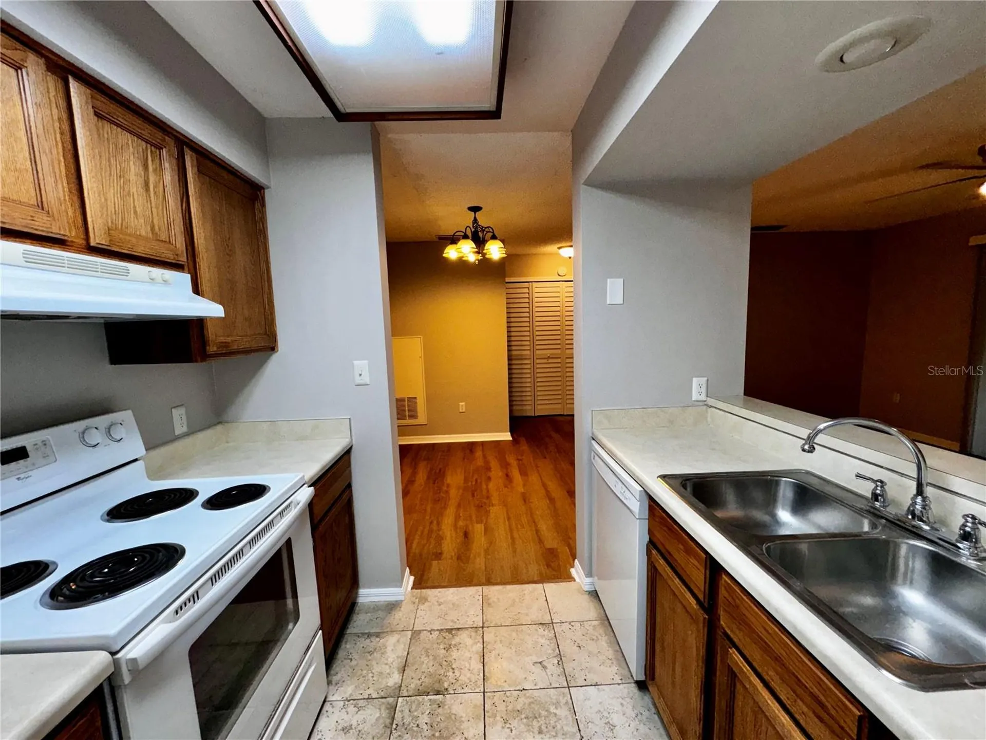 180 Waterfall Way Altamonte Springs FL 32714