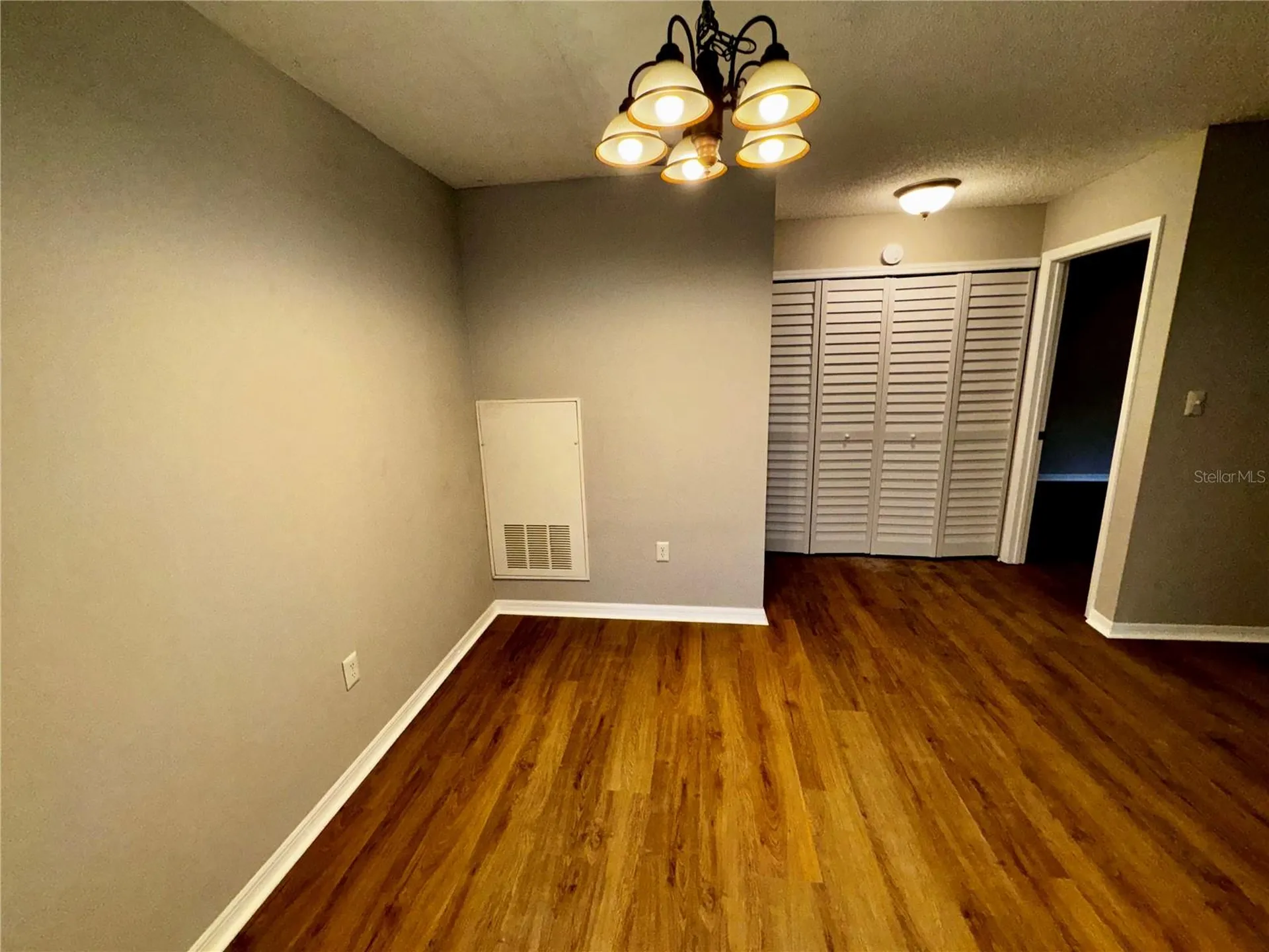 180 Waterfall Way Altamonte Springs FL 32714