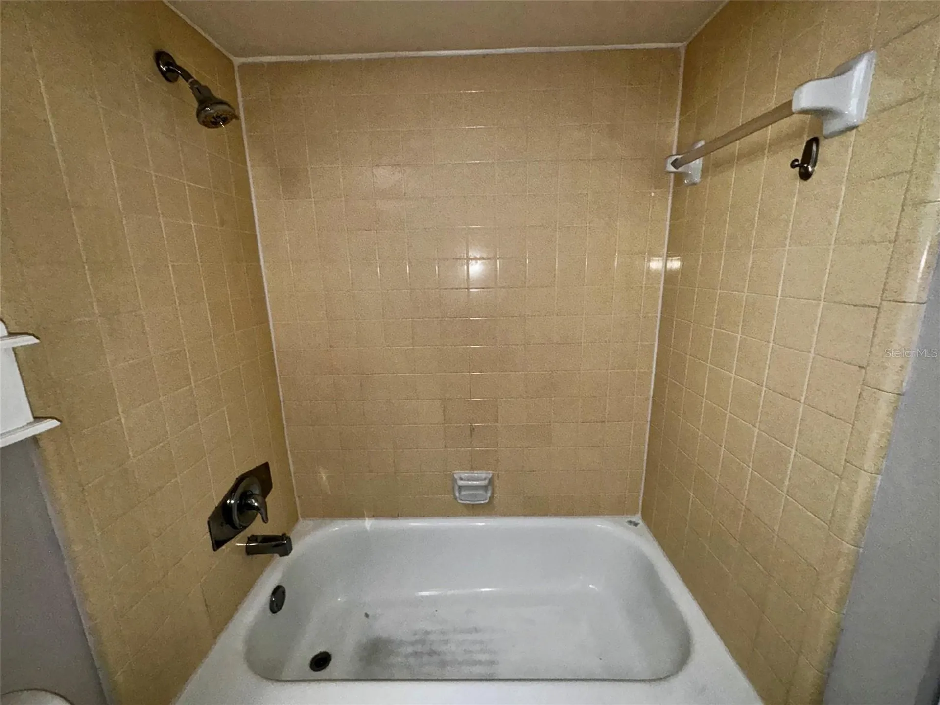 180 Waterfall Way Altamonte Springs FL 32714