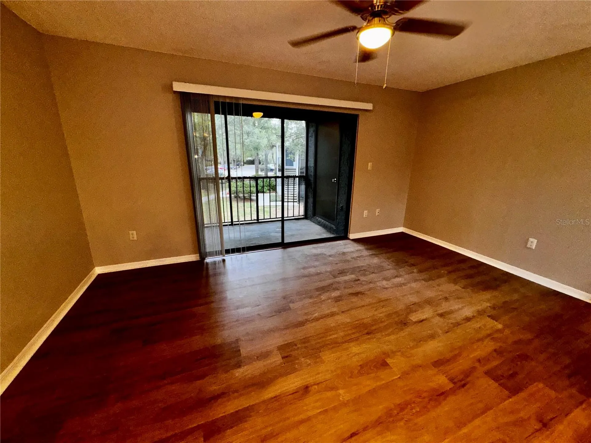 180 Waterfall Way Altamonte Springs FL 32714