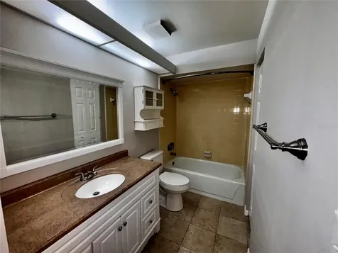 180 Waterfall Way Altamonte Springs FL 32714