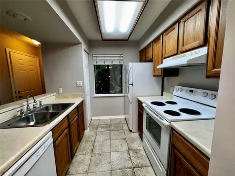 180 Waterfall Way Altamonte Springs FL 32714