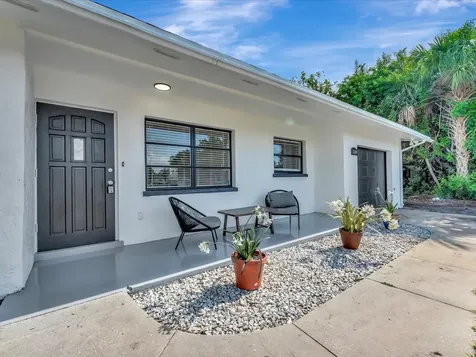 2609 23rd Avenue W Bradenton FL 34205