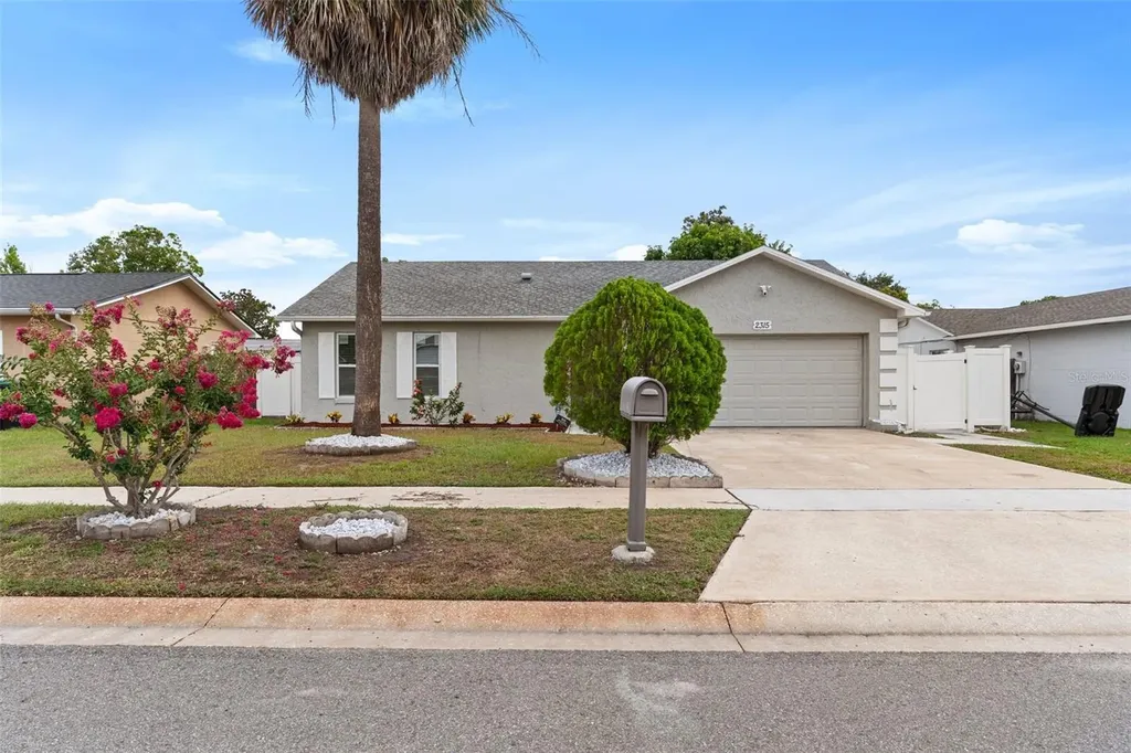 2315 Caborn Street Orlando FL 32839