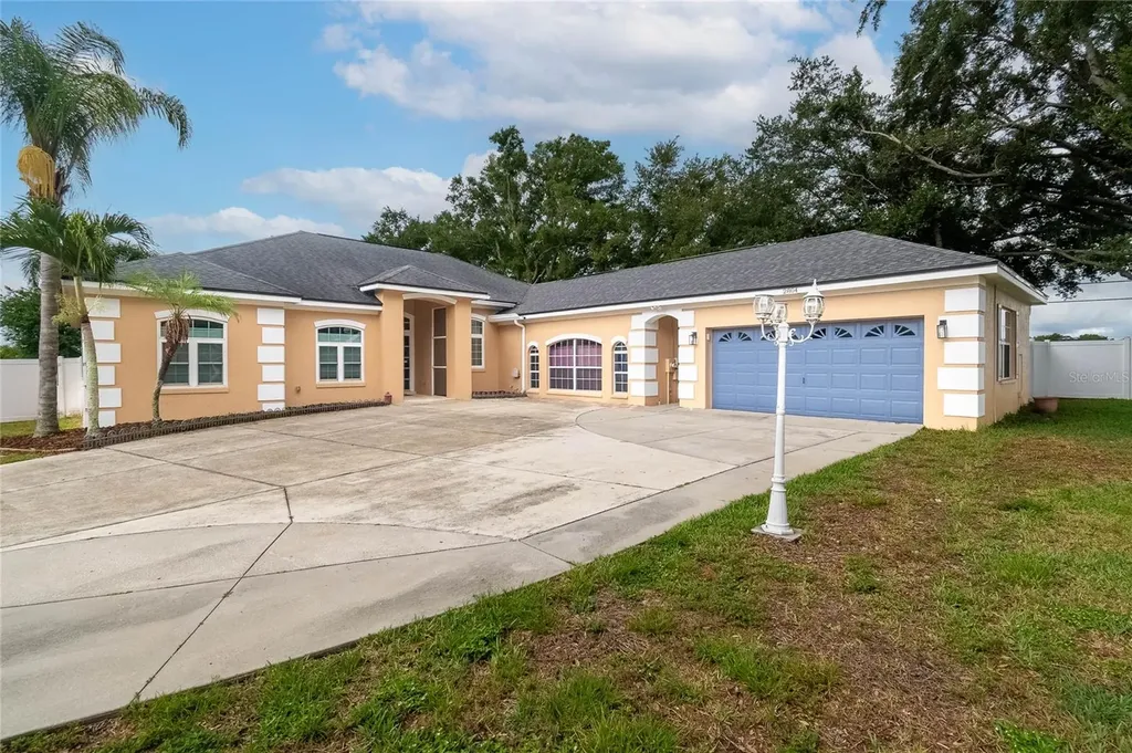 2804 Meridian Point Lane Lakeland FL 33812