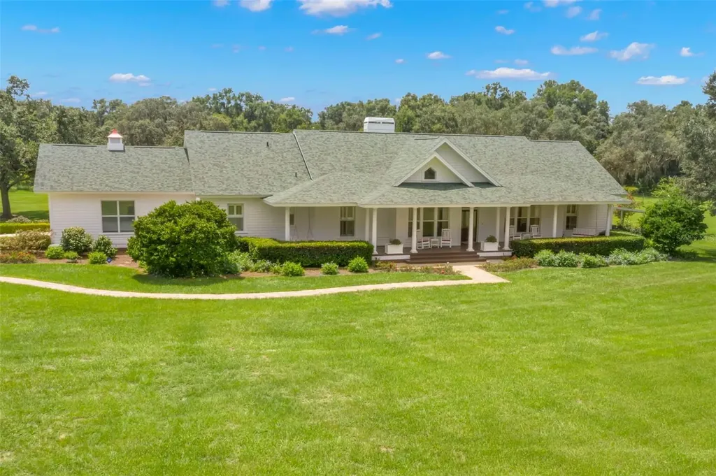 19952 Twin Oaks Road Spring Hill FL 34610
