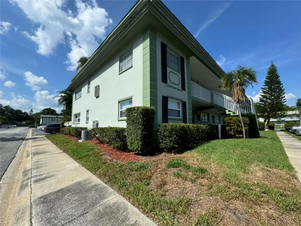 1433 S Belcher Road Clearwater FL 33764